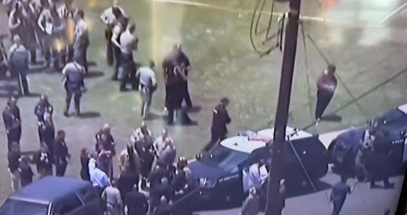 क्यालिफोर्नियाको स्यान डिएगोस्थित इस्लामिक सेन्टरमा गोली प्रहार गरी तीन जनाको हत्या, दुई बन्दुकधारी पनि मृत फेला